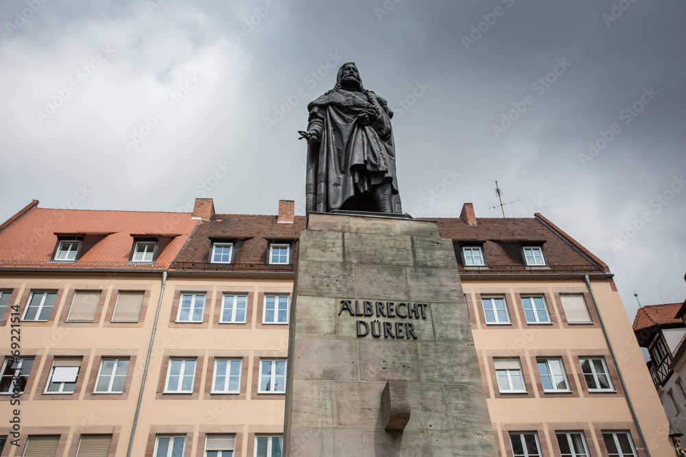 Fototapeta premium albrecht duerer statue nuernberg