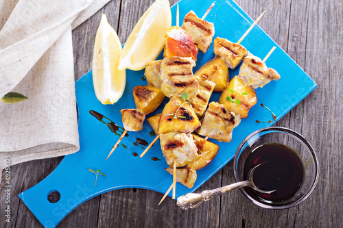 Grilled pork kabobs with peaches