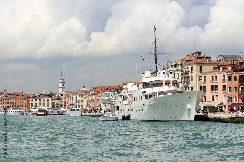 Yate en Venecia Yate en Venecia