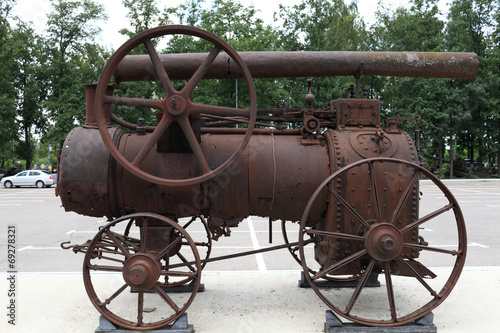 Agricultural locomobile photo