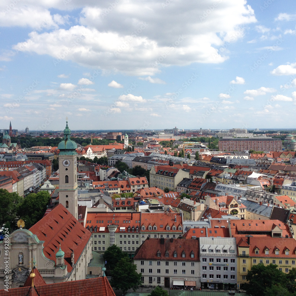 Obraz premium Blick vom alten Peter auf München