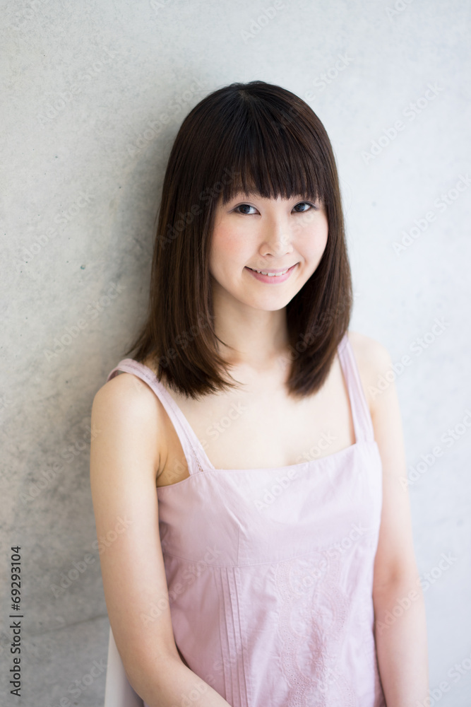 笑顔の女性 笑顔の女性