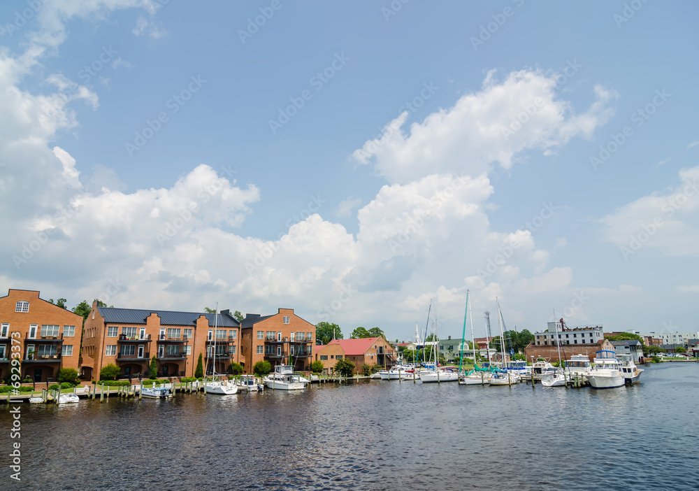 Fototapeta premium waterfront scenes in washington north carolina