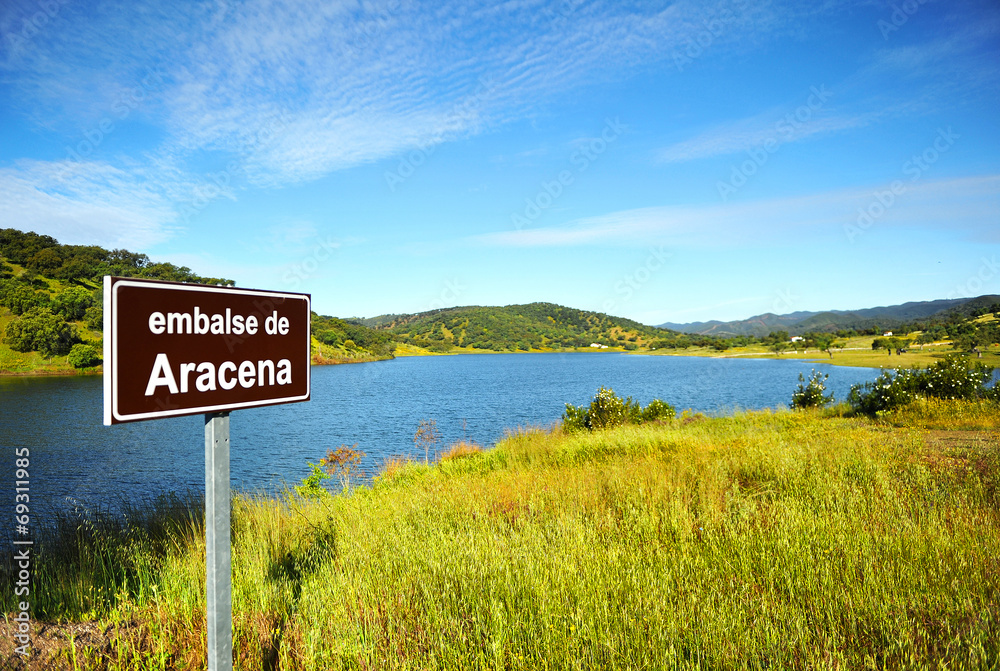 Embalse de Aracena, Huelva, España Embalse de Aracena, Huelva, España