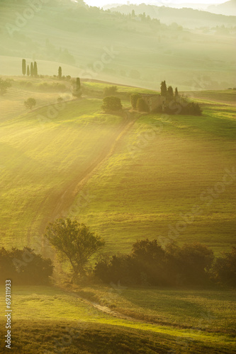 Rural landscape of Tuscany on a hazy sunny morning © Jarek Pawlak