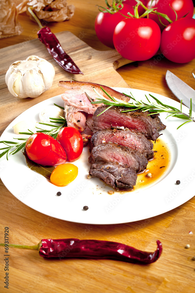 Saftiges steak fleisch Saftiges steak fleisch