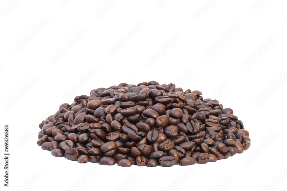 Obraz premium Coffee beans isolated