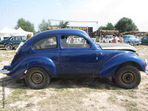 blue retro car