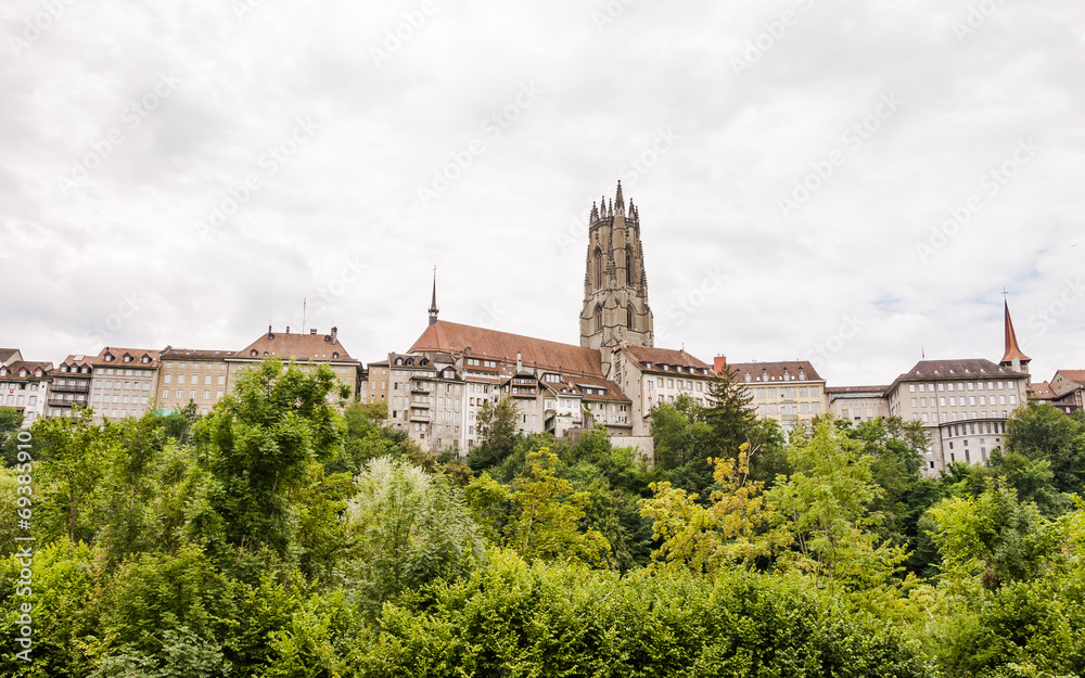 Fribourg, Freiburg, Altstadt, historisches Münster, Schweiz