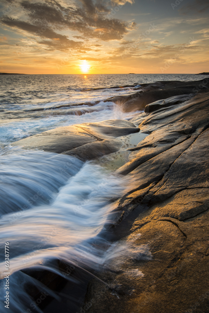 Obraz premium Vågor vid kusten