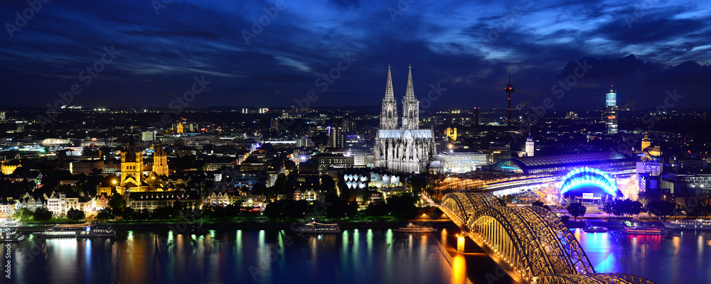 Obraz premium Cologne city panorama