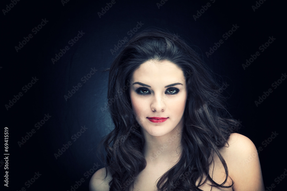 Fototapeta premium portrait of a beautiful young woman