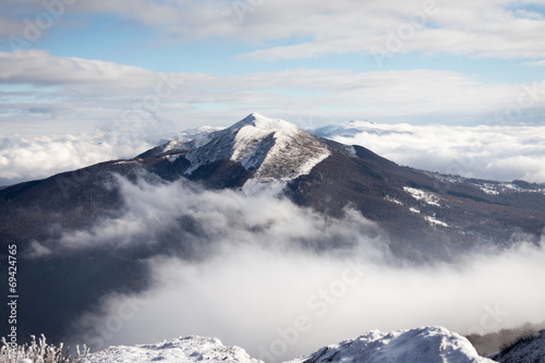 Fototapeta Naklejka Na Ścianę i Meble -  Bieszczady Winter