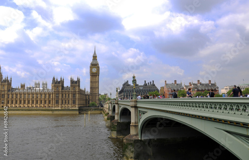 Big Ben and House of Parliament , London © Savvapanf Photo ©