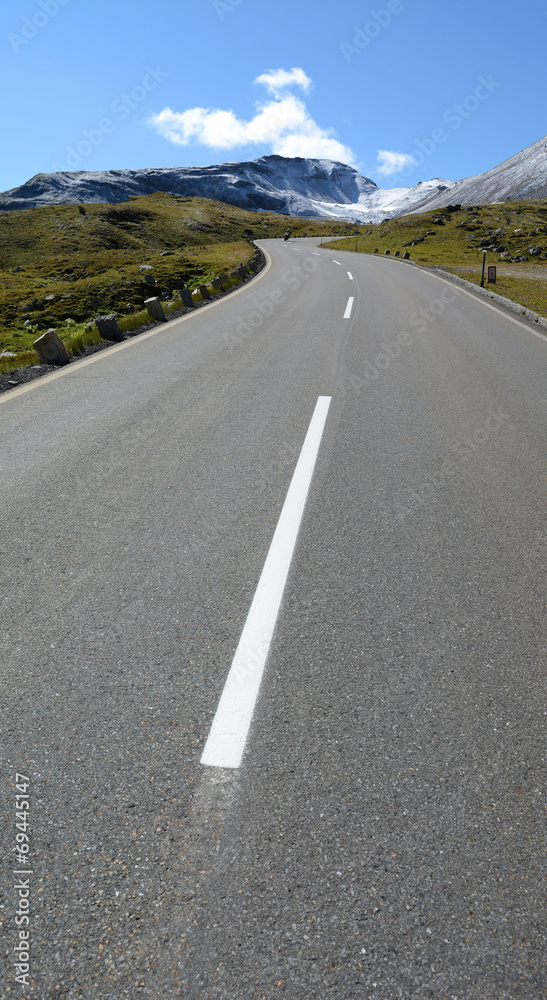 Naklejka premium großglockner hochalpenstraße