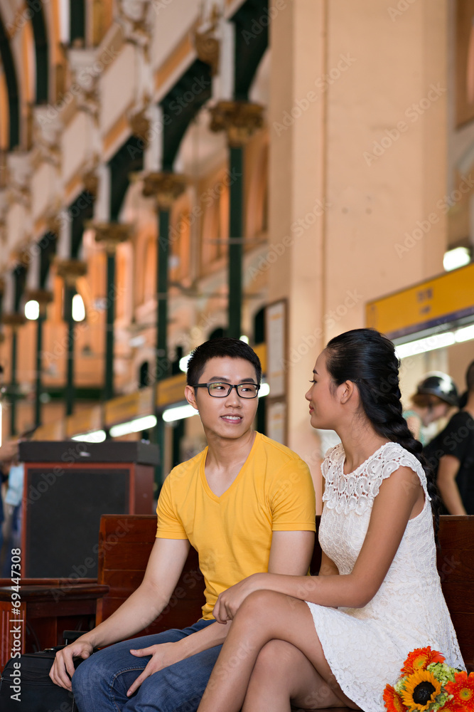 Fototapeta premium Couple on the bench
