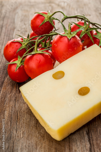 Cherry tomatoes cheese
