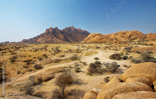 Kleurrijk rotslandschap van Spitzkoppe