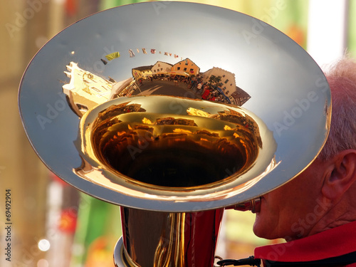 tuba