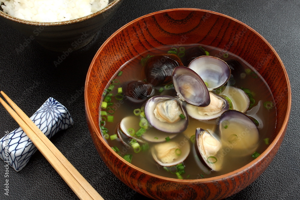 しじみ汁 貝 味噌汁 しじみ汁 貝 味噌汁