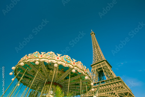 Eiffel Tower in Paris, France © orpheus26