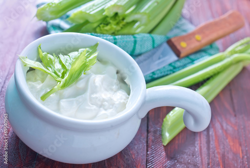 fresh celery and white sauce