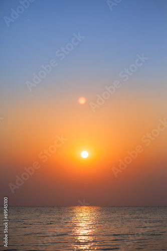 sunrise in the sea © merydolla