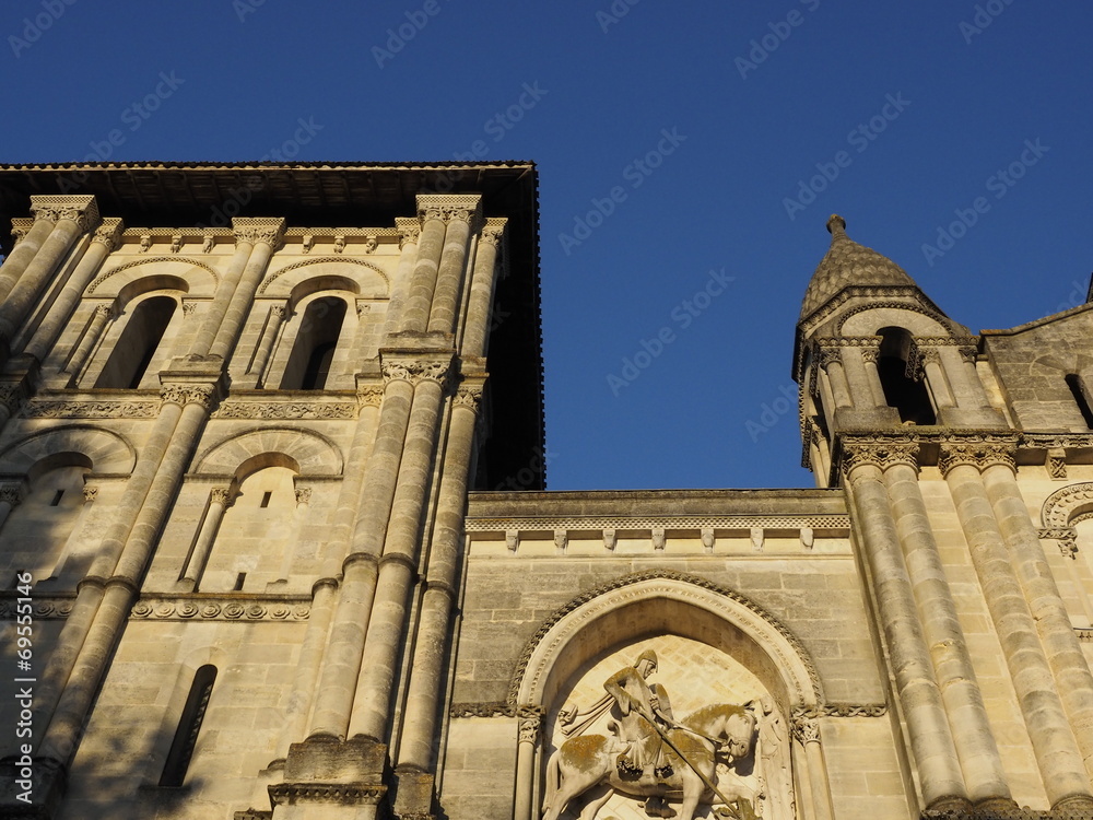 Iglesia de la Santa Cruz en Bordeaux