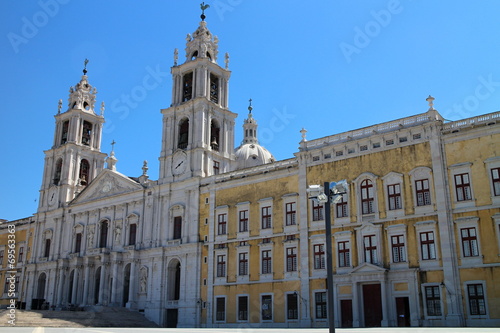 The Mafra National Palace, Portugal © dalajlama