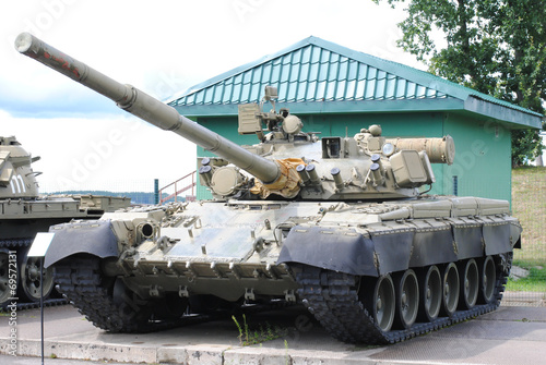 Russian tank T80 photo