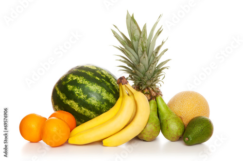 Fototapeta Naklejka Na Ścianę i Meble -  Tropical fruits isolated on white background