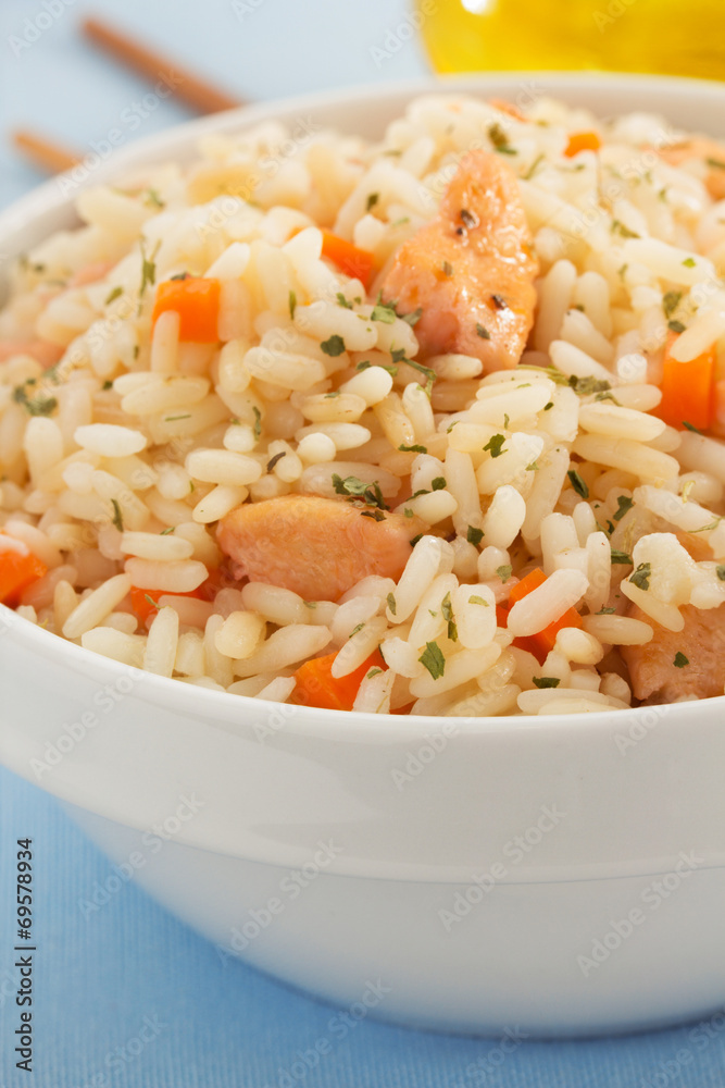 bowl of cooked rice bowl of cooked rice