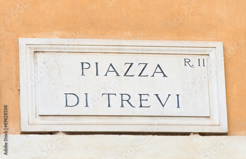 Street plate of famous Piazza Di Trevi in Rome, Italy