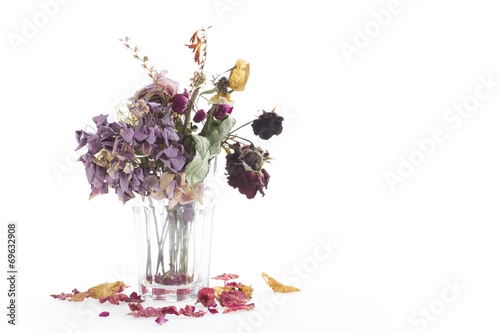 фотографія vertrockneter blumenstrauss
