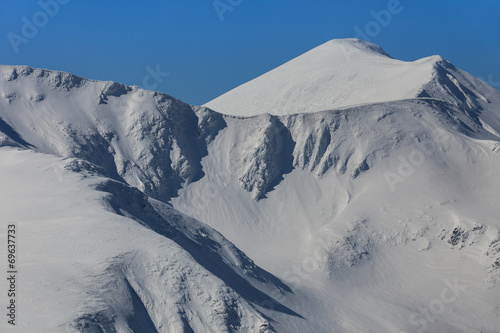 Negoiu peak in winter © porojnicu