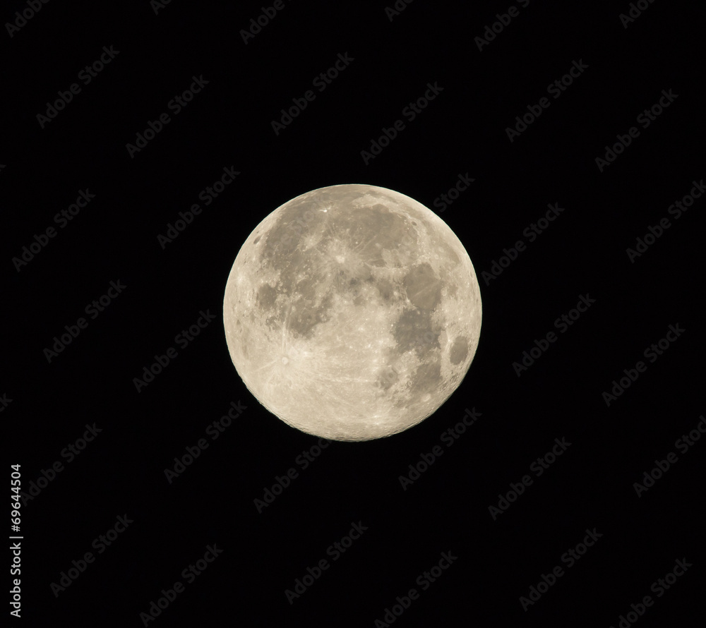 Obraz premium Supermoon on August 10 2014