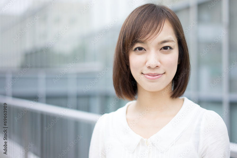 若い女性 若い女性