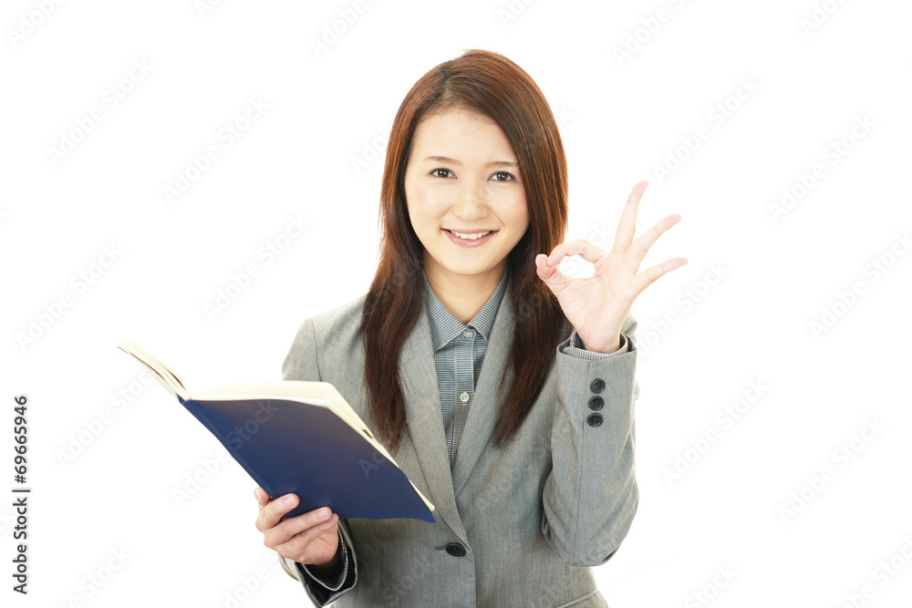 笑顔の女性 笑顔の女性