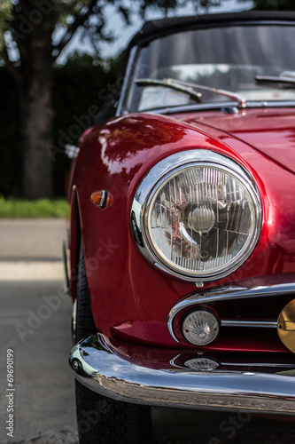 the splendor of the beautiful chrome of vintage cars