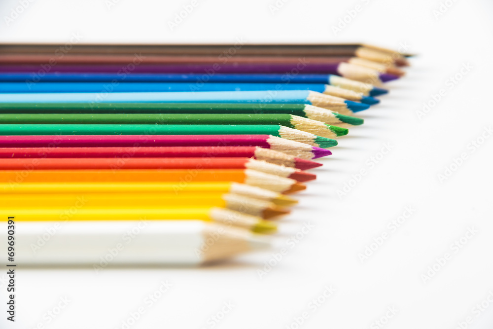 Obraz premium Colored pencils isolated on white background