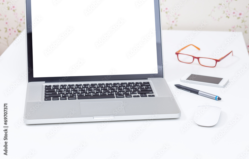 Blank screen laptop computer Blank screen laptop computer