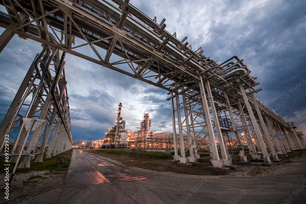 refinery refinery