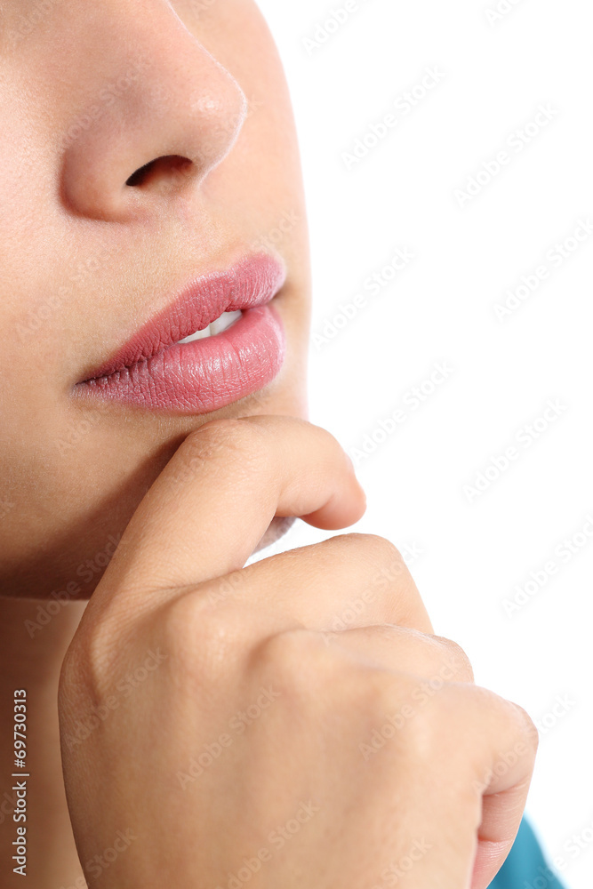 Obraz premium Close up of a pensive woman thinking