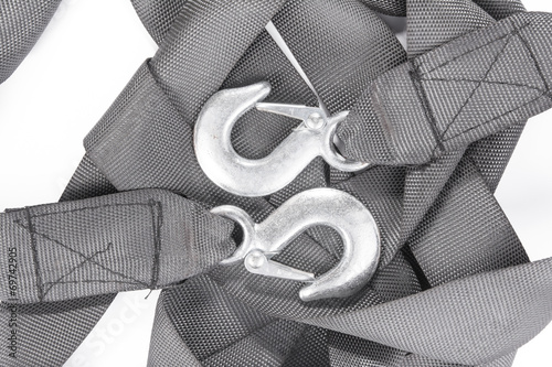 Car towline has two metal heads