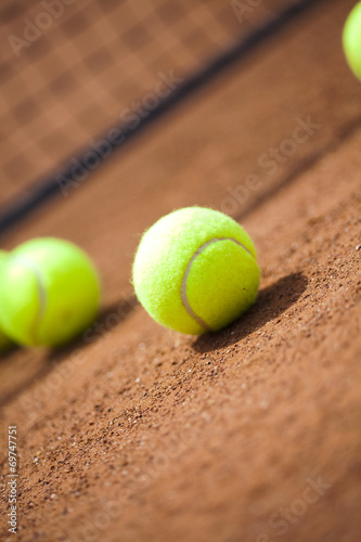 Tennis Balls © Sebastian Duda
