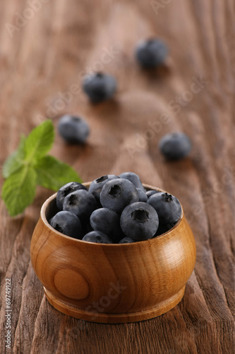 blueberries in a wooden bowl
