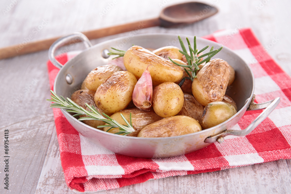 fried potatoes fried potatoes