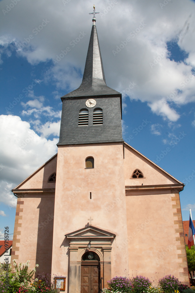 Fototapeta premium Eglise Saint Etienne de Wangen dans le Bas Rhin, Alsace