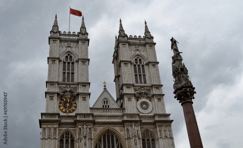 Exterior of Westminster abbey and cloudy sky