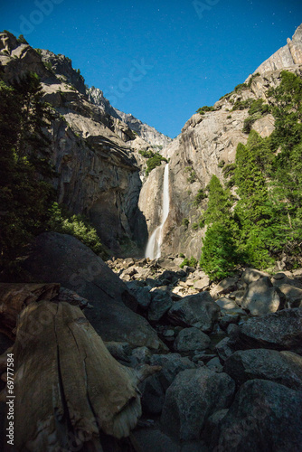 magnificent yosemite falls